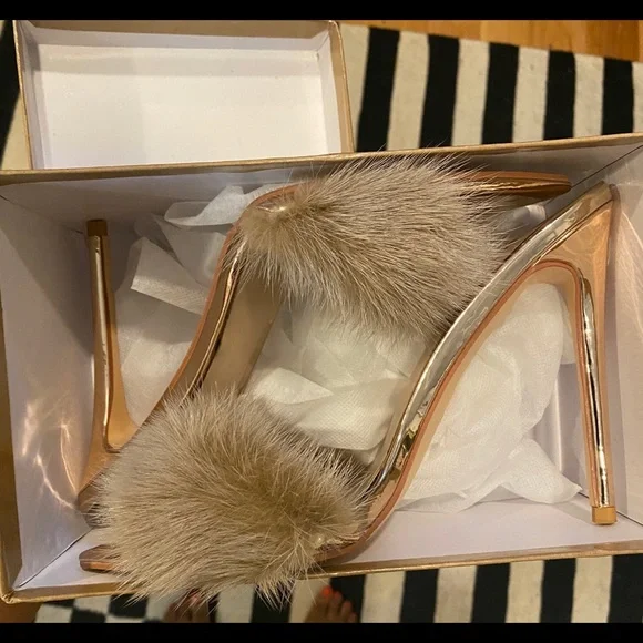COPY - NWT Women's Fur Fluffy Mules High Heels,rose gold or gold available! - Picture 1 of 4